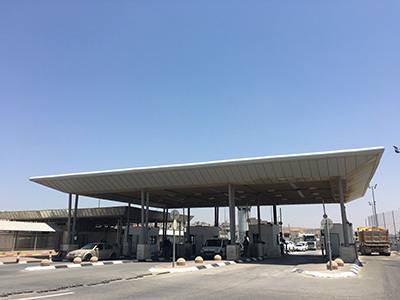 gate3572_400.jpg